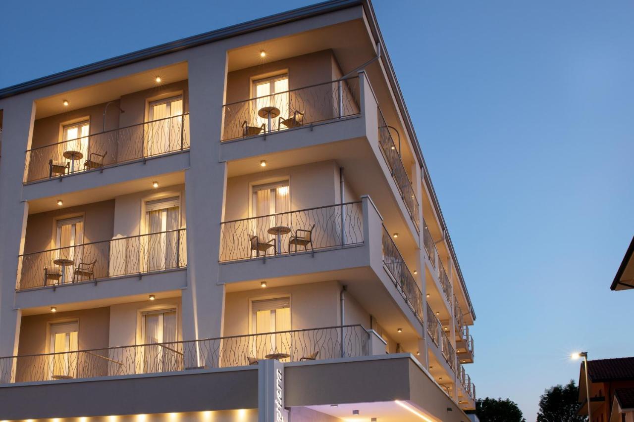 Hotel Riviera Bellaria-Igea Marina Exterior photo